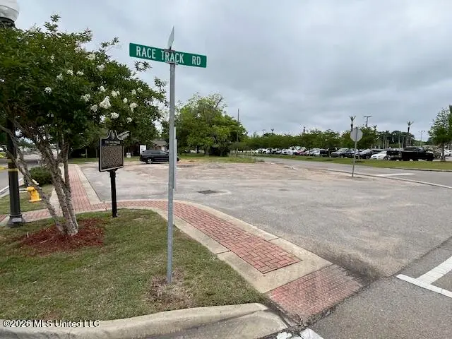 9492 Central Avenue, Diberville, MS 39540 - #2