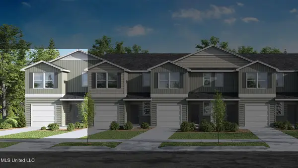 141 Harper Grove Circle, Ocean Springs, MS 39564