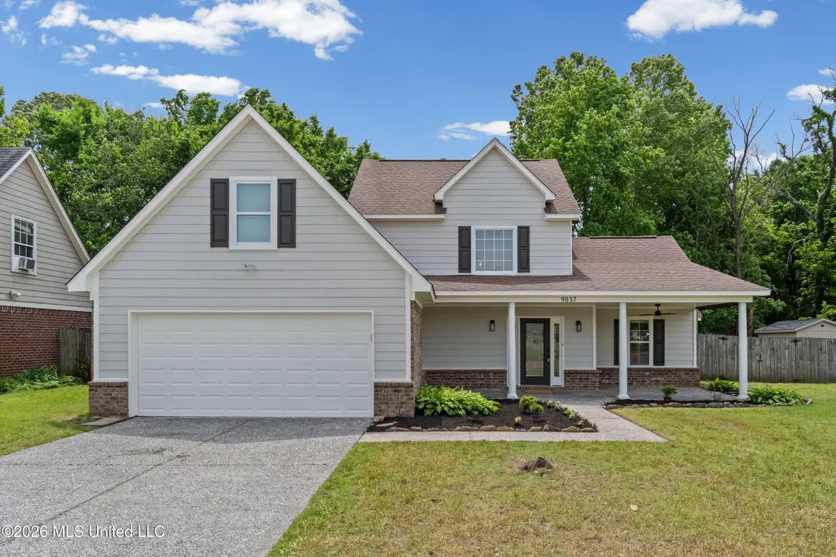 9837 Alexanders Ridge Drive, Olive Branch, MS 38654 - #1