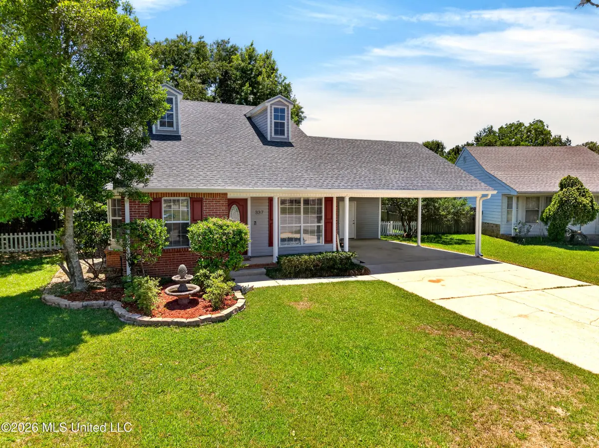 337 Rebecca Avenue, Pass Christian, MS 39571 - #1