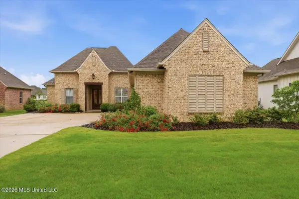 102 Camden Lake Drive, Madison, MS 39110