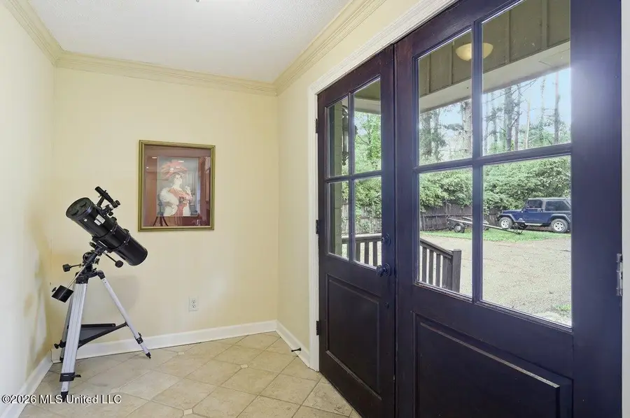 137 Lakeview Drive, Madison, MS 39110 - #3