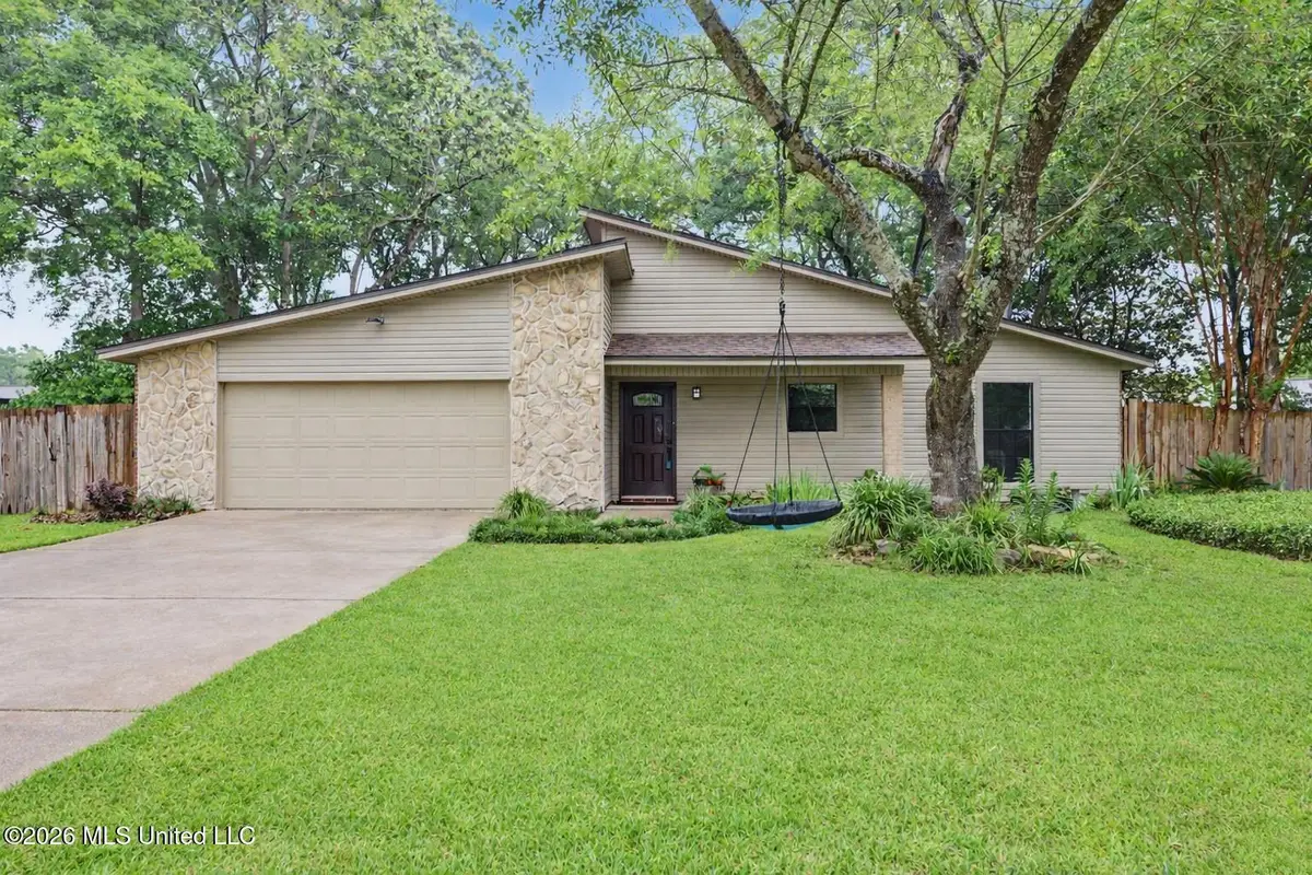 108 Lynne Therese Circle, Ocean Springs, MS 39564 - #1