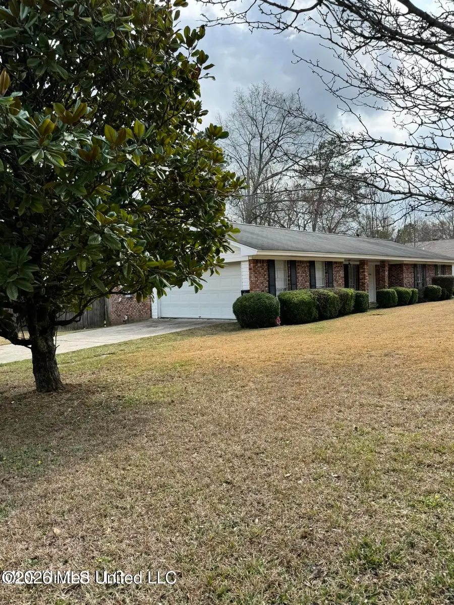 1209 N 32nd Avenue, Hattiesburg, MS 39401 - #2