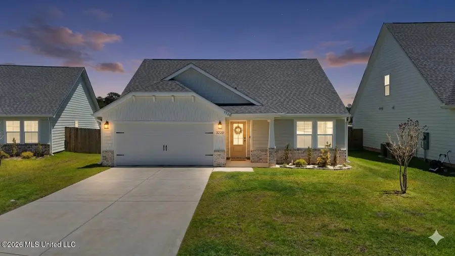 3220 Smugglers Cove, Ocean Springs, MS 39564 - #3