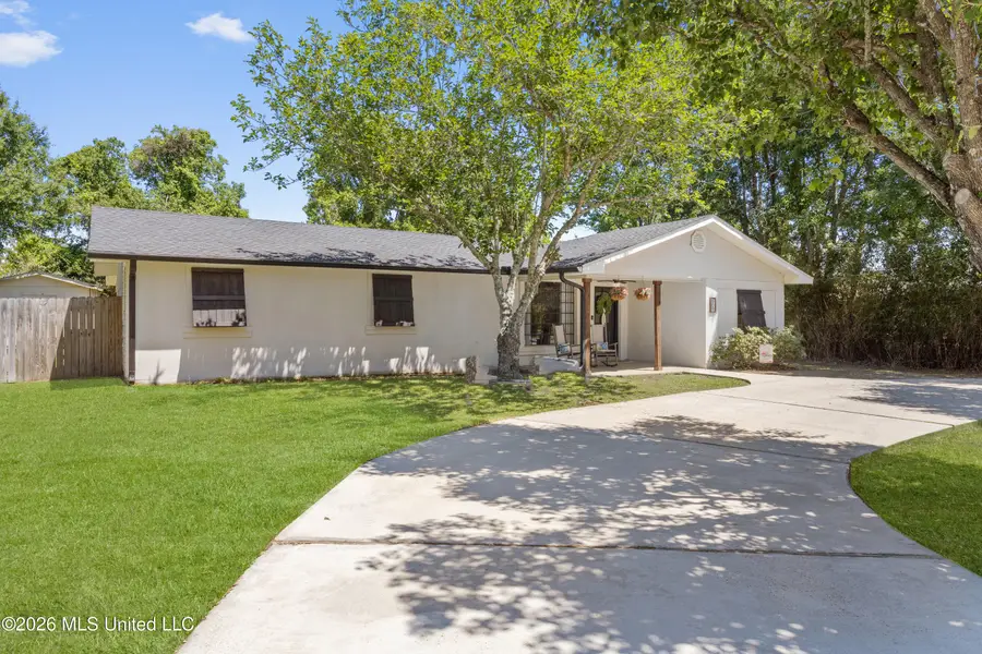 609 Beyer Drive, Bay Saint Louis, MS 39520 - #2