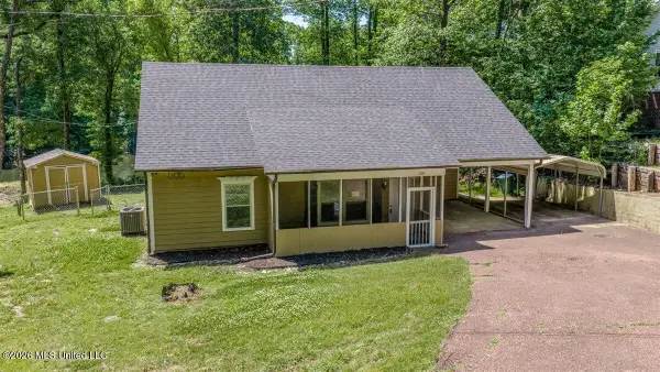 11111 Horseshoe Bend, Hernando, MS 38632
