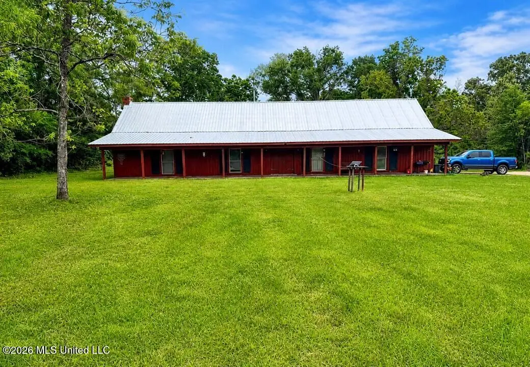 1077 Cleveland Street, Hazlehurst, MS 39083 - #1