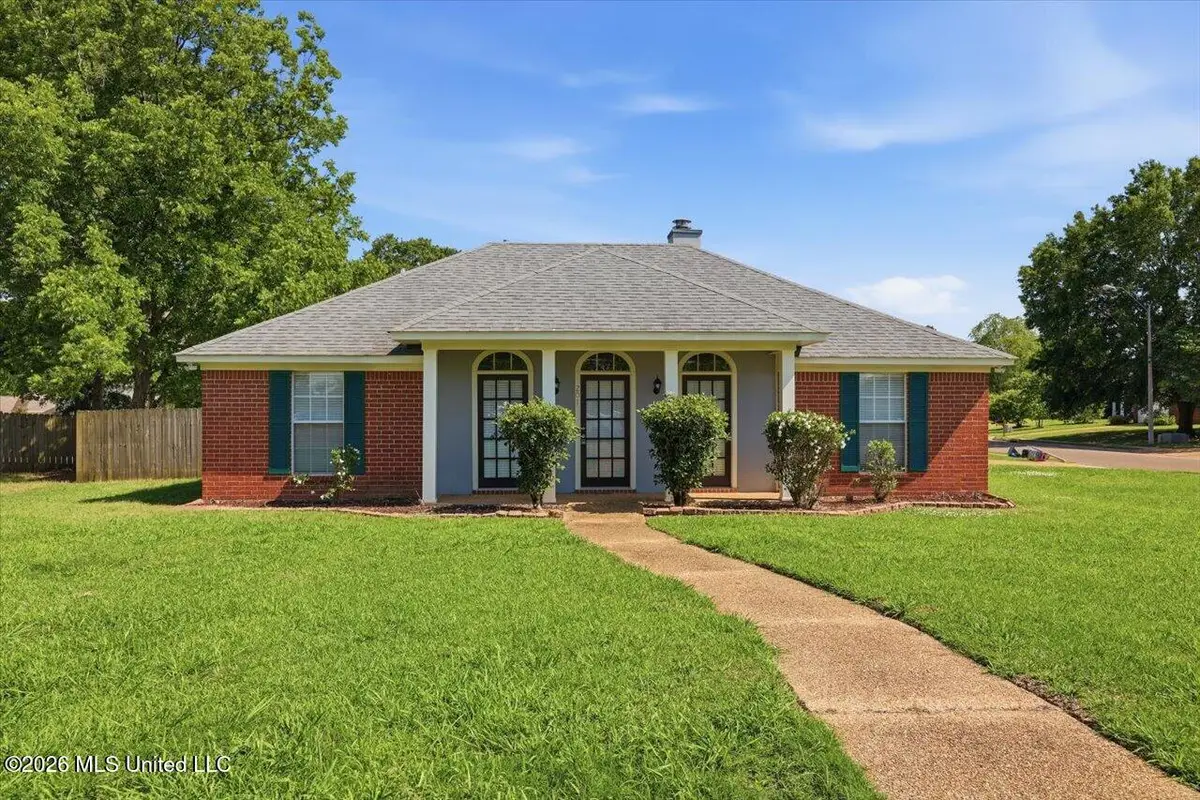 201 Planters Cove, Madison, MS 39110 - #1