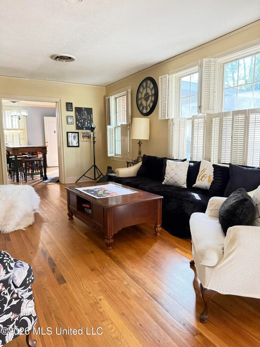 716 Bell Avenue, Greenwood, MS 38930 - #3