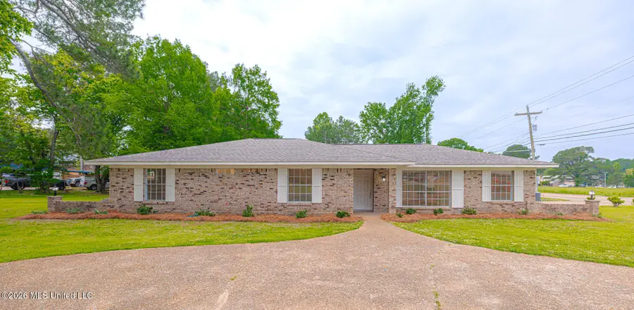 1206 Sunset Drive, Canton, MS 39046 - #3