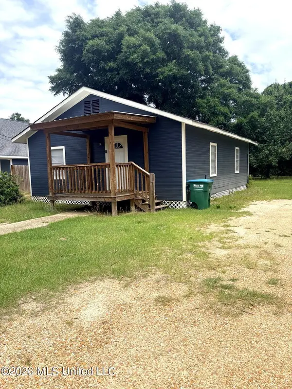 105 Mckinnon Street, Petal, MS 39465