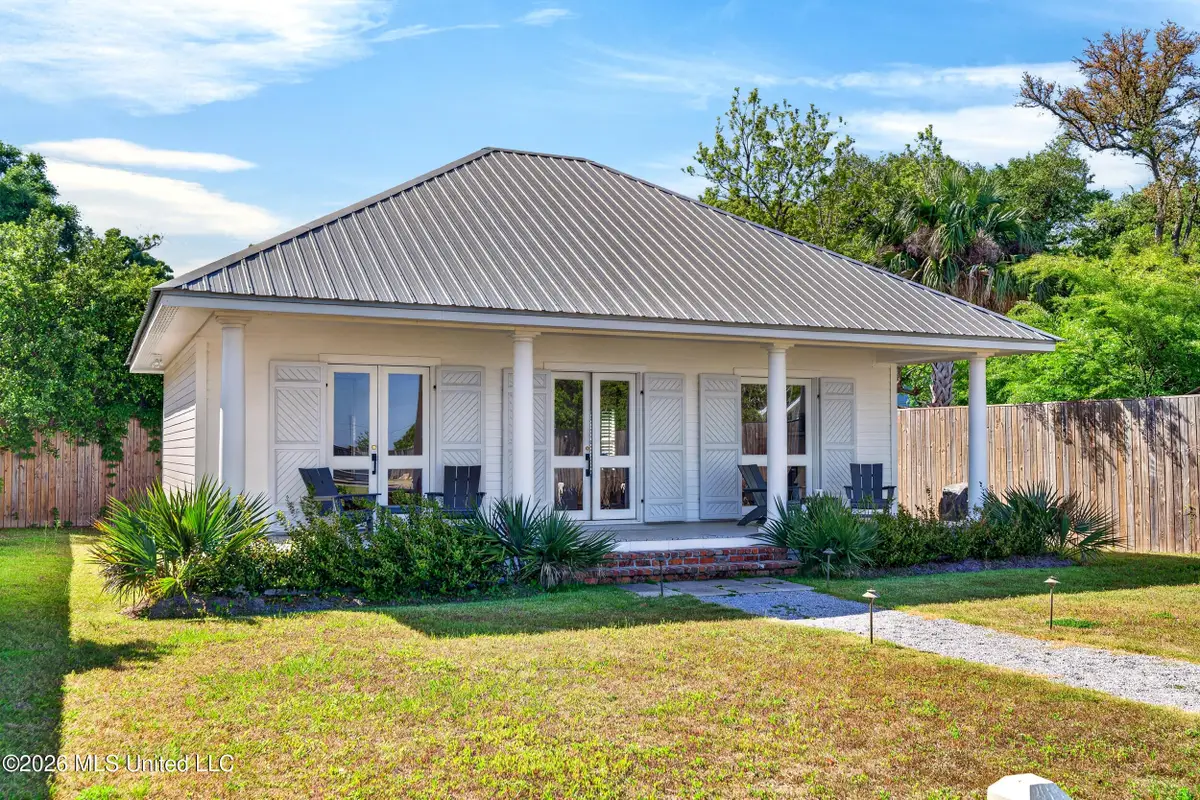506 N Beach Boulevard, Bay Saint Louis, MS 39520 - #1