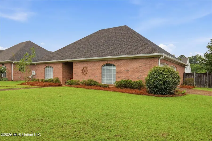 23 Spring Lake Circle, Pearl, MS 39208 - #2