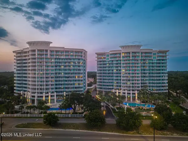 2230 Beach Drive, Gulfport, MS 39507