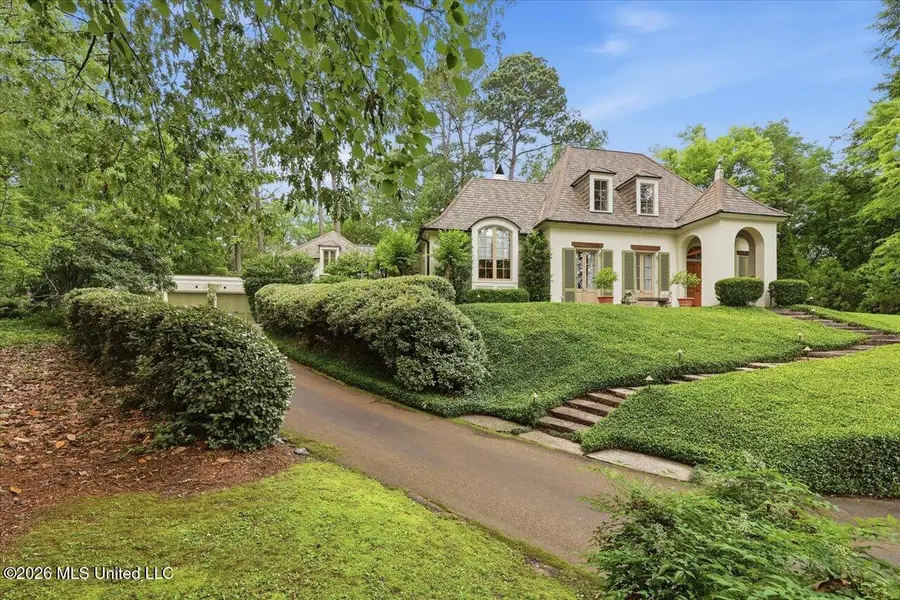 2135 Eastover Drive, Jackson, MS 39211 - #2