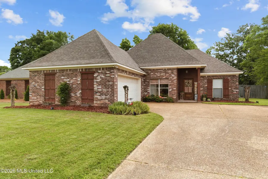 137 Creekside Drive, Canton, MS 39046 - #3