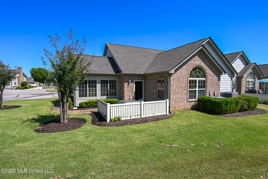 8847 Parkview Oaks Circle, Olive Branch, MS 38654 - #2