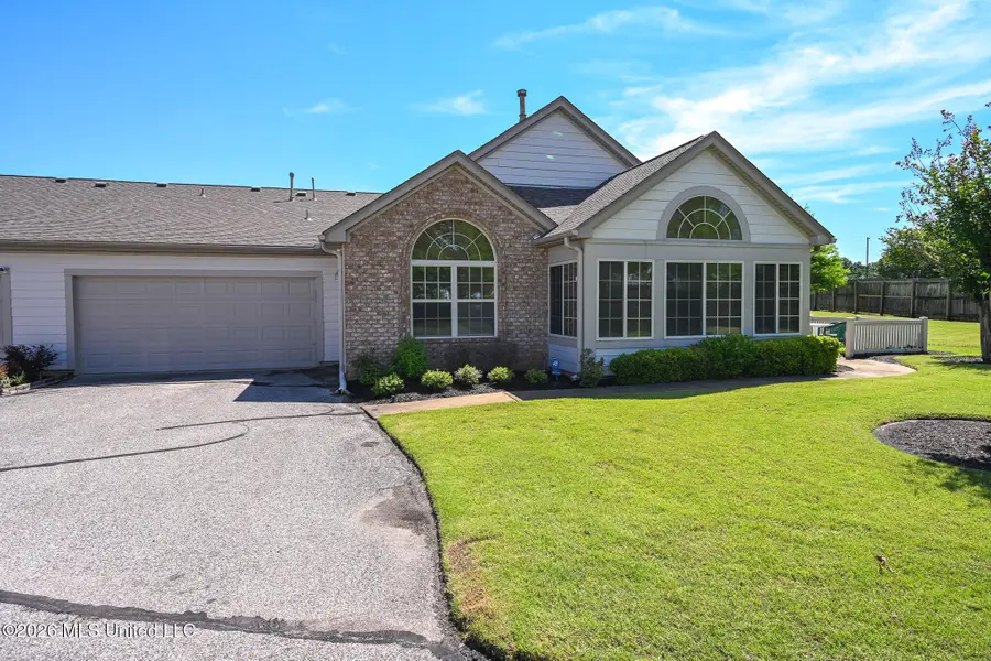 8847 Parkview Oaks Circle, Olive Branch, MS 38654 - #3