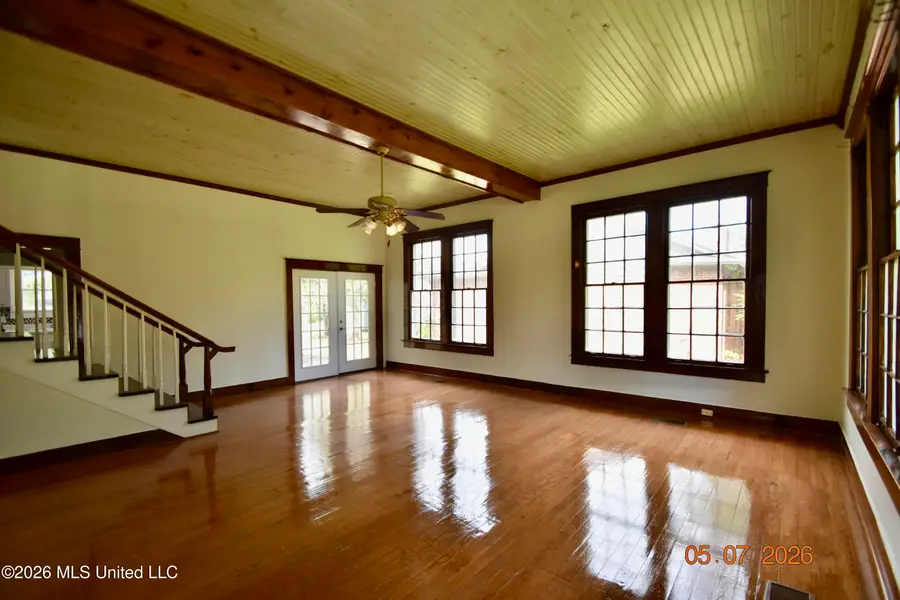403 Crockett Avenue, Greenwood, MS 38930 - #2