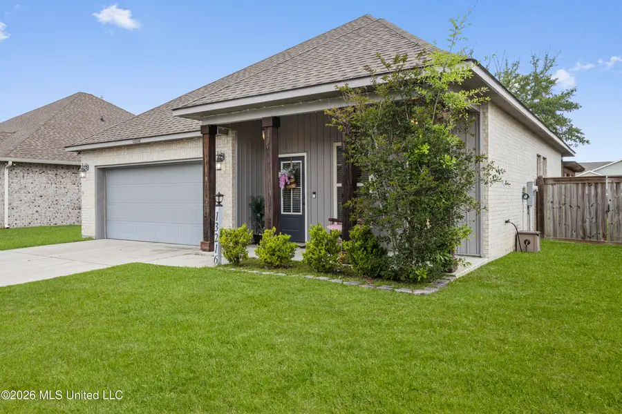 13216 W Jackson Lee Drive, Ocean Springs, MS 39564 - #2
