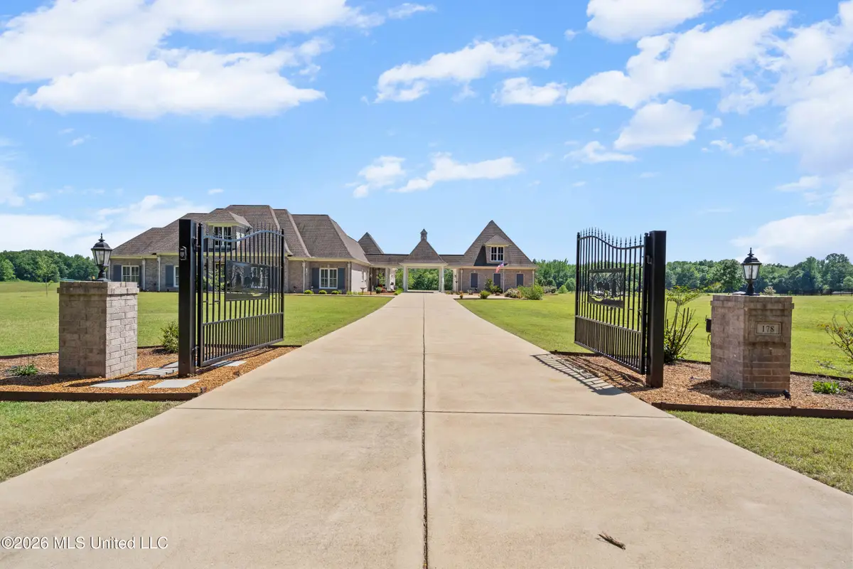 178 Addison Lane, Byhalia, MS 38611 - #1