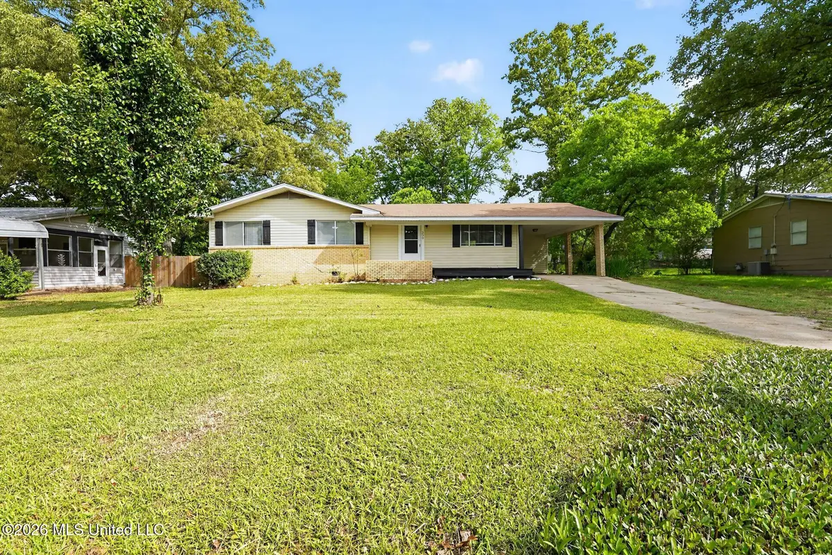 330 Mary Ann Drive, Pearl, MS 39208 - #1