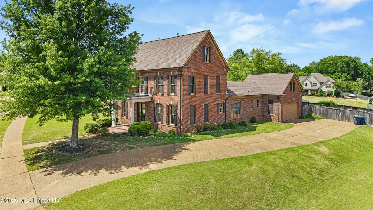 3558 Williams Brooke Ln, Hernando, MS 38632 - #1