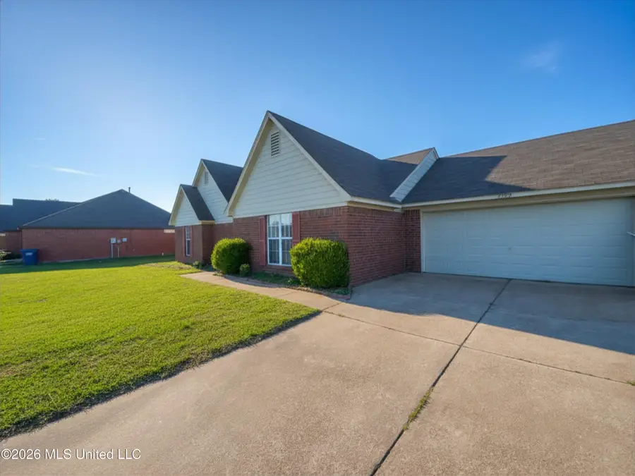 7357 Dunbarton Drive, Horn Lake, MS 38637 - #2