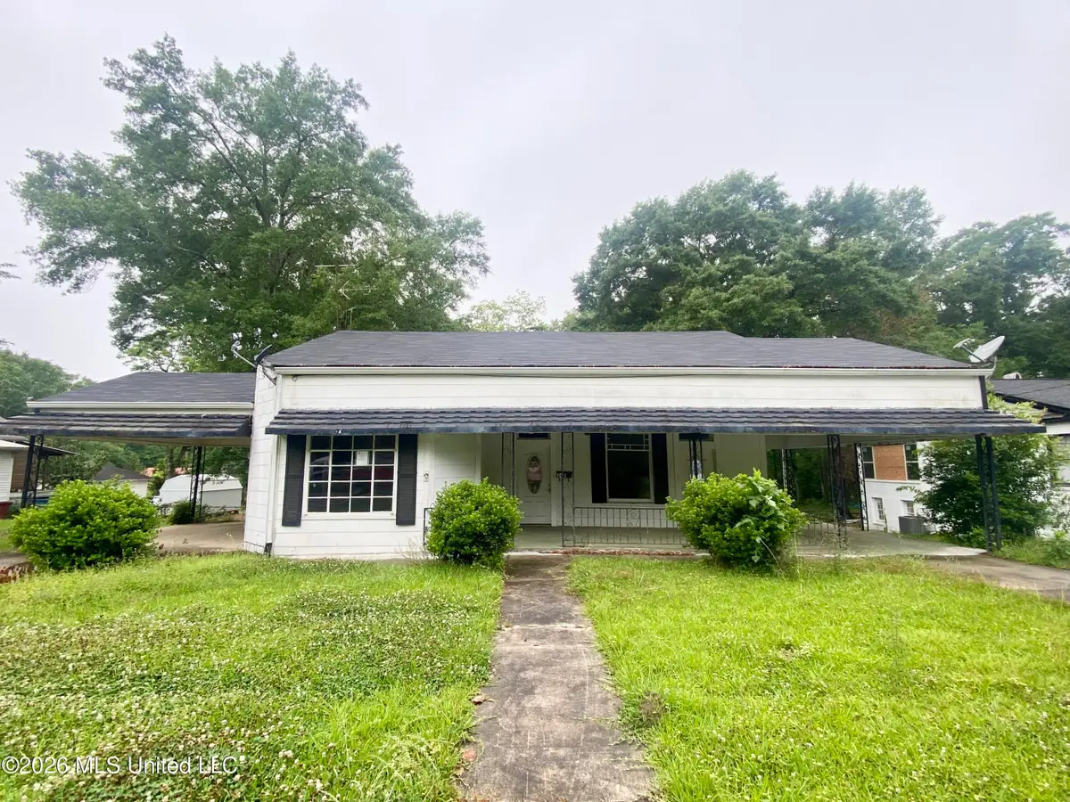 348 S Extension Street, Hazlehurst, MS 39083 - #1