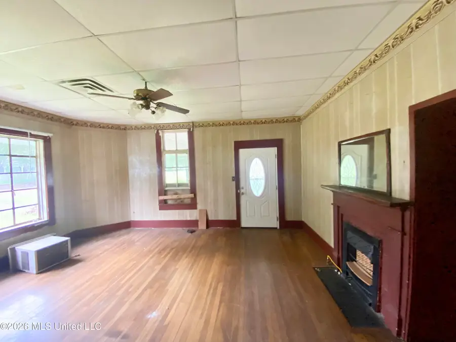 348 S Extension Street, Hazlehurst, MS 39083 - #2