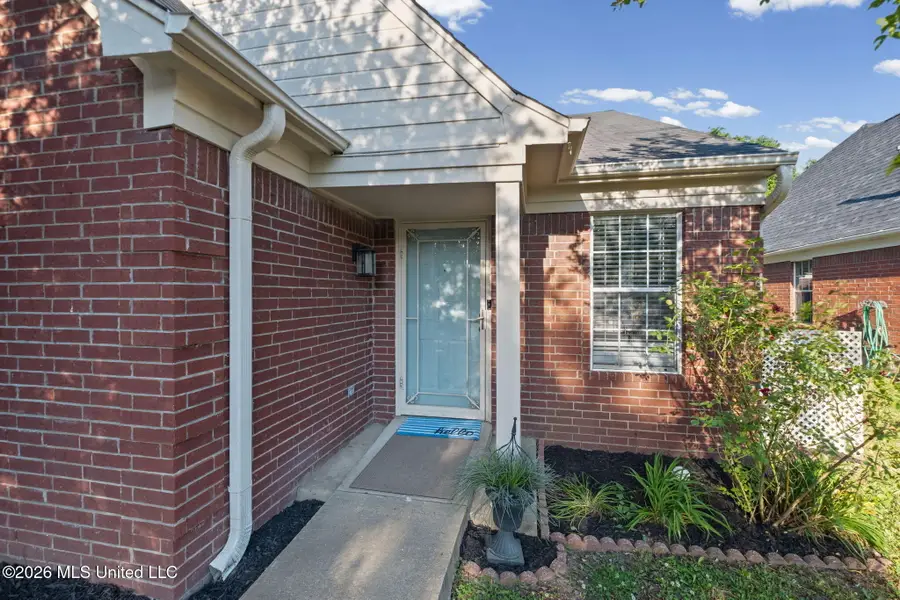 8240 Cross Point Drive, Olive Branch, MS 38654 - #2