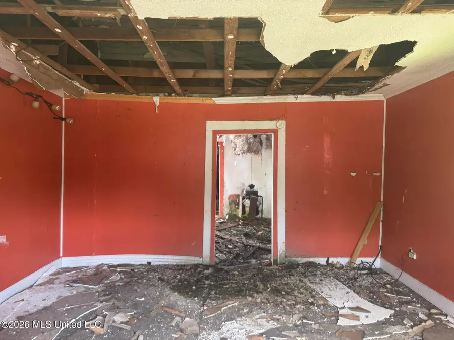912 Summit Street, McComb, MS 39648 - #2