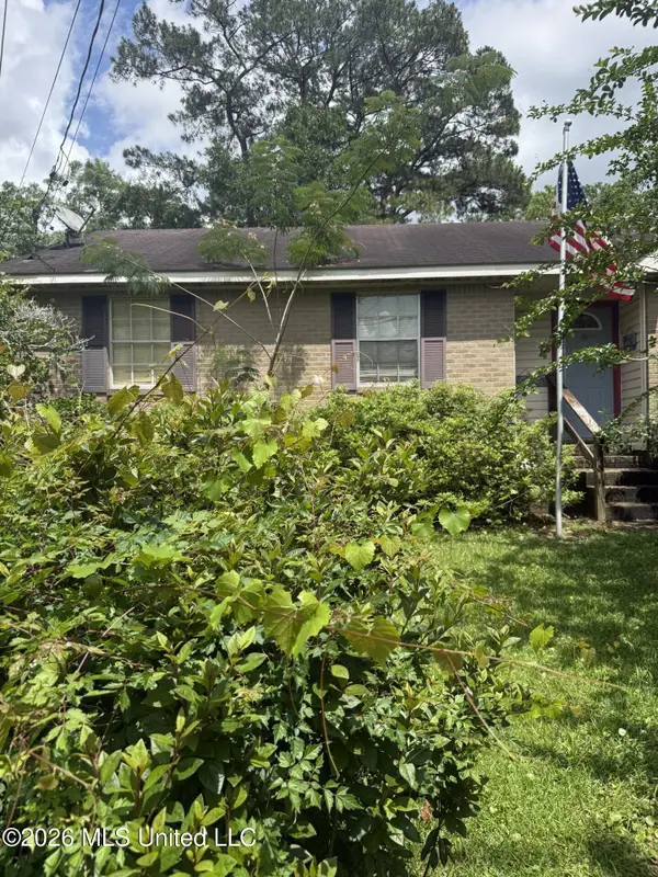10408 Riverbend Drive, Moss Point, MS 39562