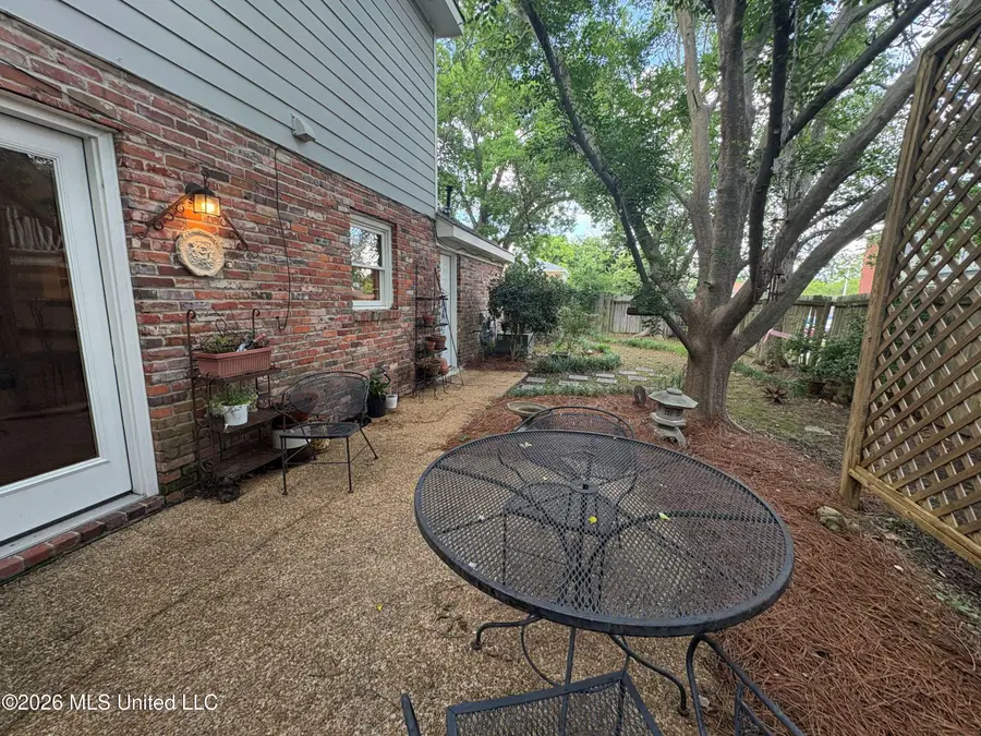 9 Oakford Court, Jackson, MS 39211 - #3