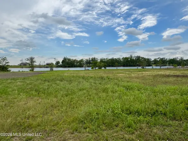 Deerfield Road, Yazoo City, MS 39194
