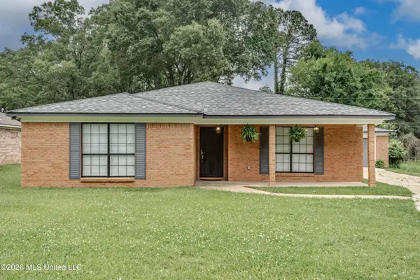 5534 Clinton Boulevard, Jackson, MS 39209