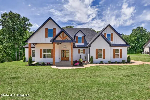 217 Byhalia Creek Farms Road, Byhalia, MS 38611