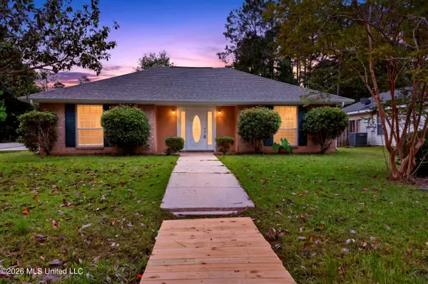 83161 Lola Drive, Diamondhead, MS 39525