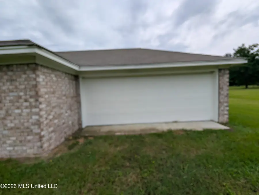 112 Simmons Drive, Morton, MS 39117 - #3