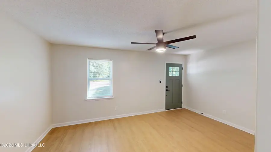 1832 Tad Cove, Southaven, MS 38671 - #3