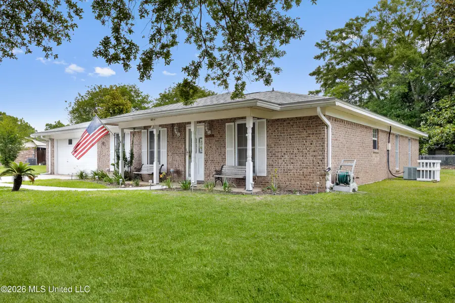 3412 Nottingham Road, Ocean Springs, MS 39564 - #2