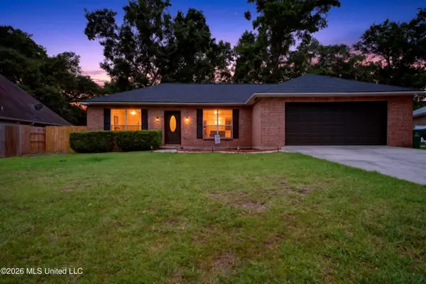 7832 Hilo Place, Diamondhead, MS 39525