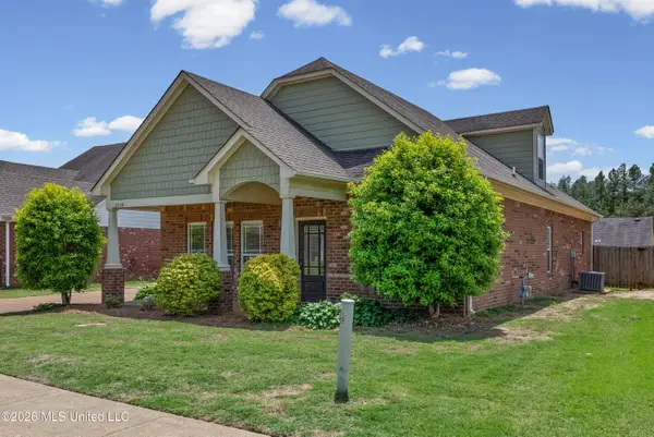 2349 Saint Ives Lane, Hernando, MS 38632