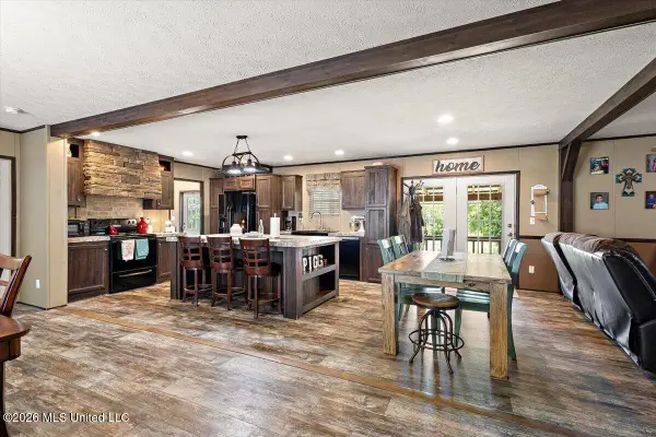 325 Crowder Creek Road, Carthage, MS 39051