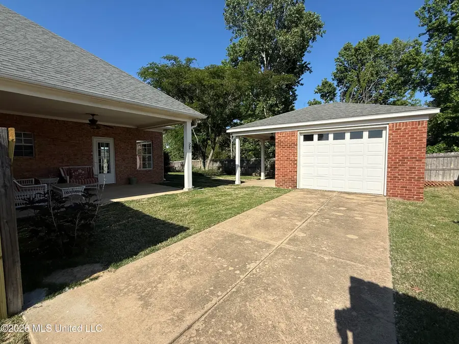 704 Shadow View Drive, Hernando, MS 38632 - #3