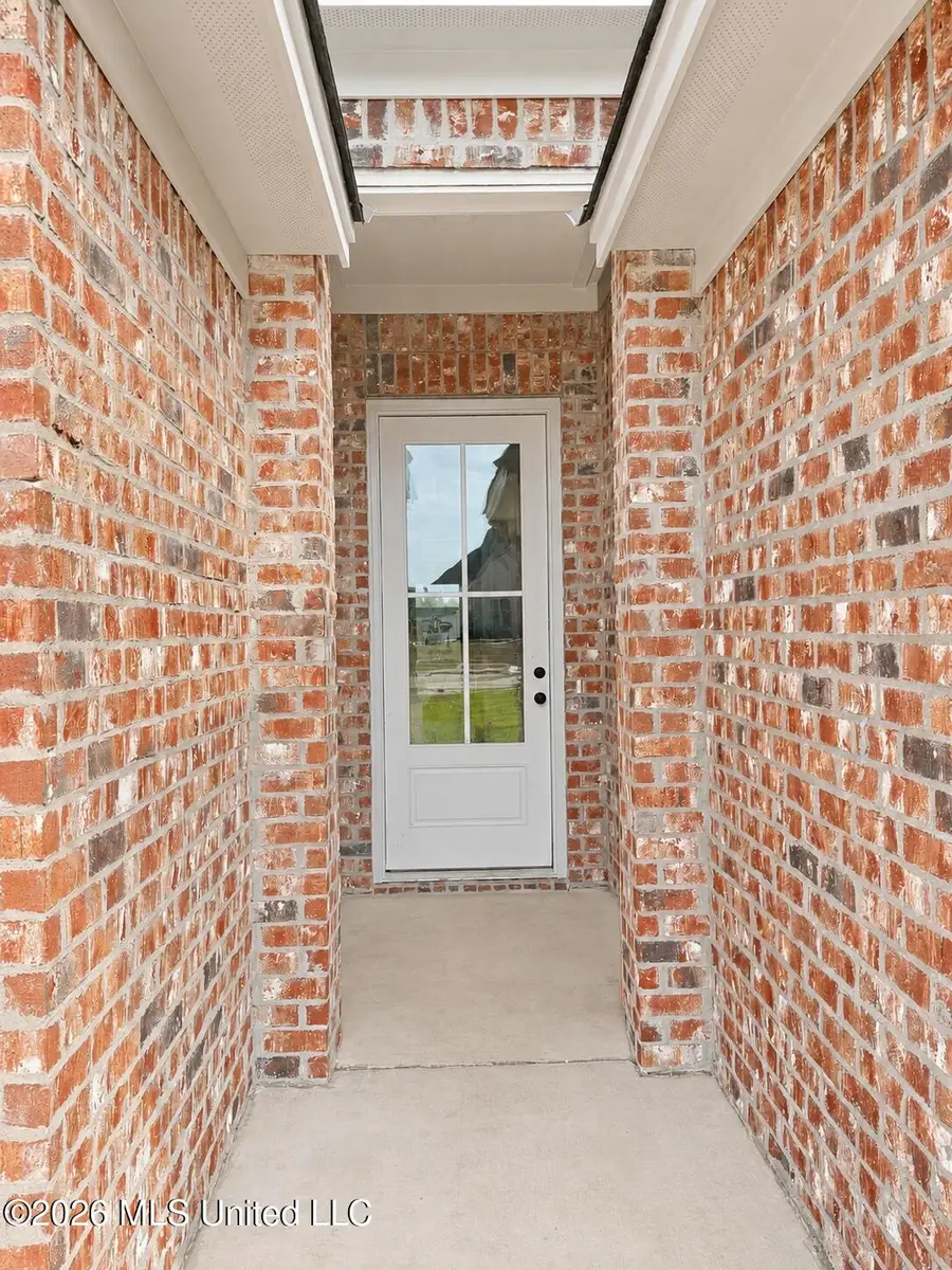 704 Kathleen Drive, Canton, MS 39046 - #2