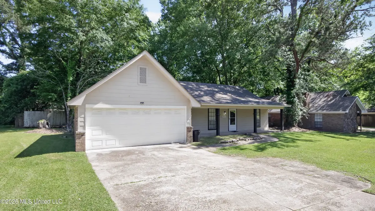 4821 Cottonwood Lane, Jackson, MS 39212 - #1