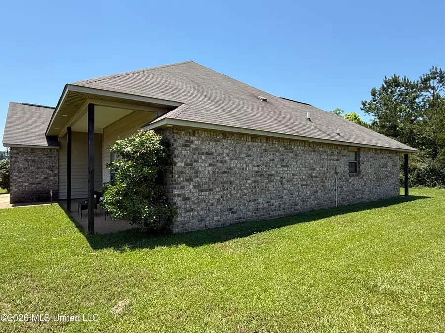 476 Parker Drive, Byram, MS 39272 - #3