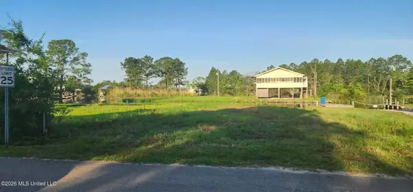 11081 Texas Street, Bay Saint Louis, MS 39520
